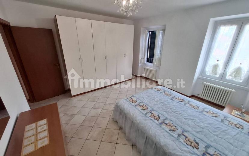 Bilocale via Roma, Centro, Binago