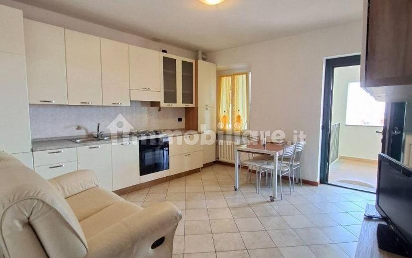 Bilocale via Roma, Centro, Binago — foto 2 di 20