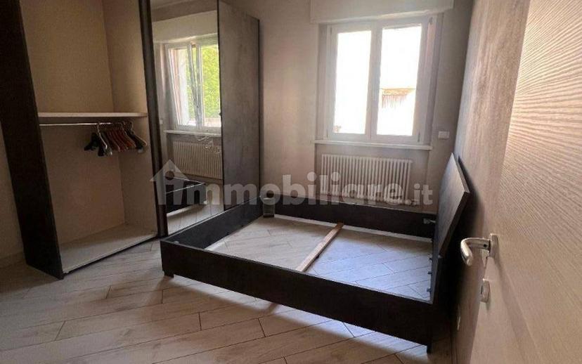 Trilocale buono stato, piano rialzato, Centro, Isola Rizza — foto 10 di 12