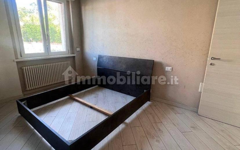 Trilocale buono stato, piano rialzato, Centro, Isola Rizza — foto 6 di 12