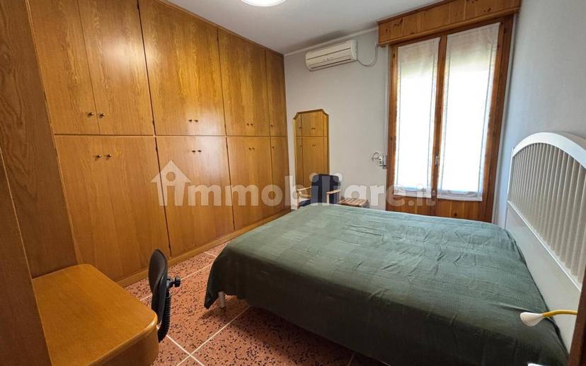 Trilocale via Mondo, San Donato, Bologna