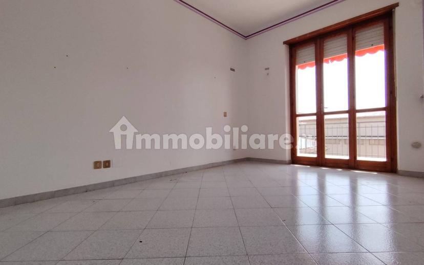 Trilocale via dei Salici 22, Centro, Racconigi — foto 3 di 14