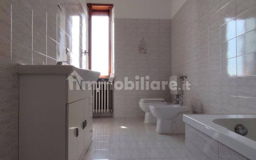 Trilocale via dei Salici 22, Centro, Racconigi — foto 11 di 14