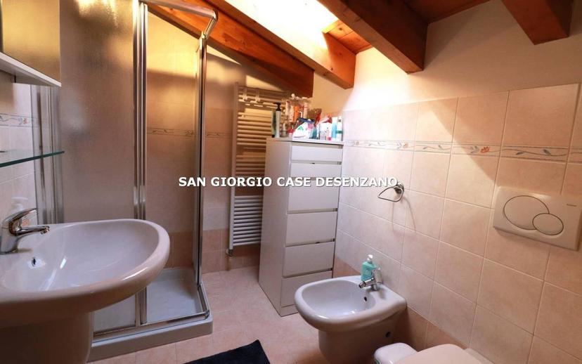 Trilocale via Grezze, Entroterra, Desenzano del Garda — foto 23 di 25