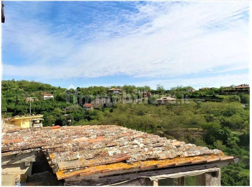 Trilocale via Casetta, Centro, Caprarola — foto 4 di 16