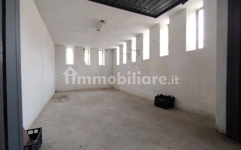Trilocale via dei Salici 22, Centro, Racconigi — foto 6 di 14