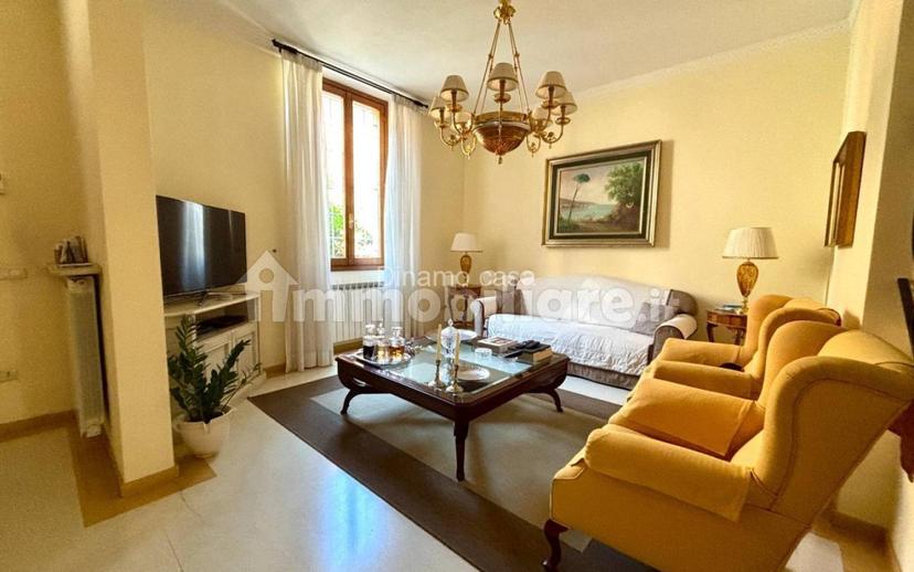 Terratetto unifamiliare via Gaetano Pieraccini, Villa Fiorita, Prato — foto 29 di 32