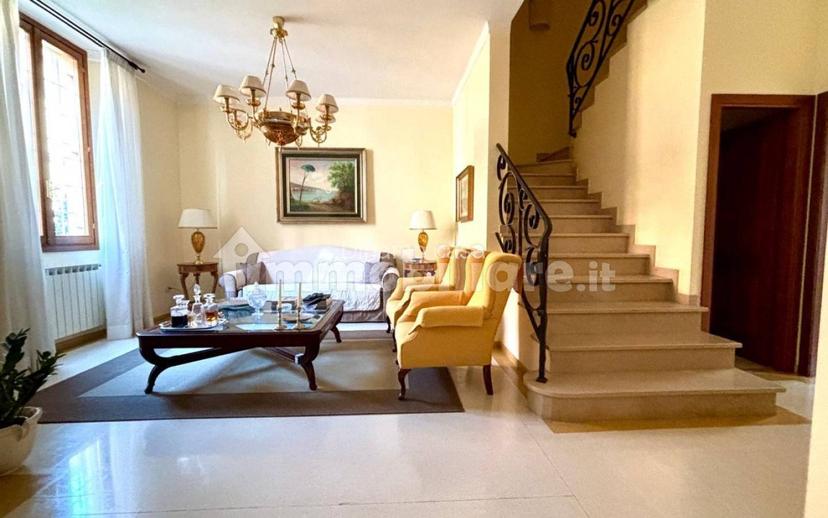 Terratetto unifamiliare via Gaetano Pieraccini, Villa Fiorita, Prato — foto 12 di 32