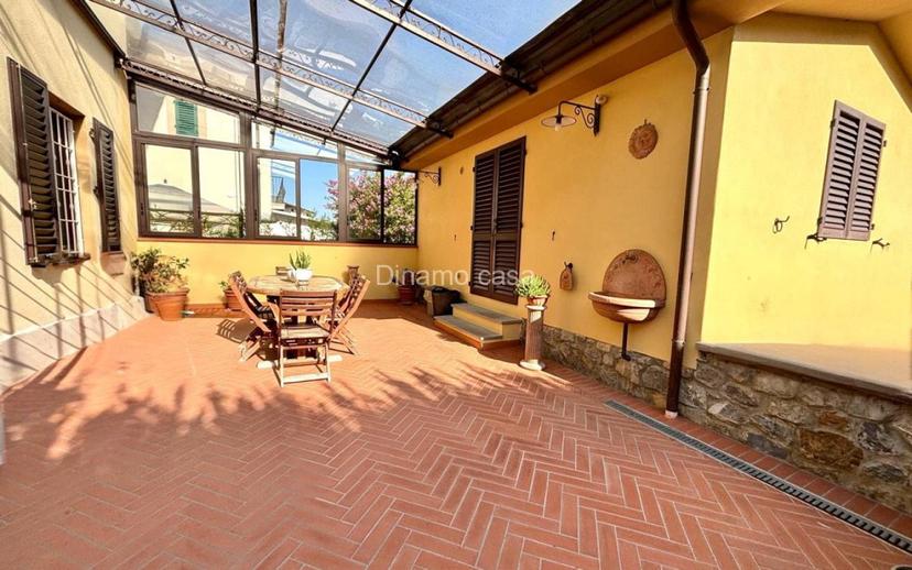 Terratetto unifamiliare via Gaetano Pieraccini, Villa Fiorita, Prato — foto 10 di 32