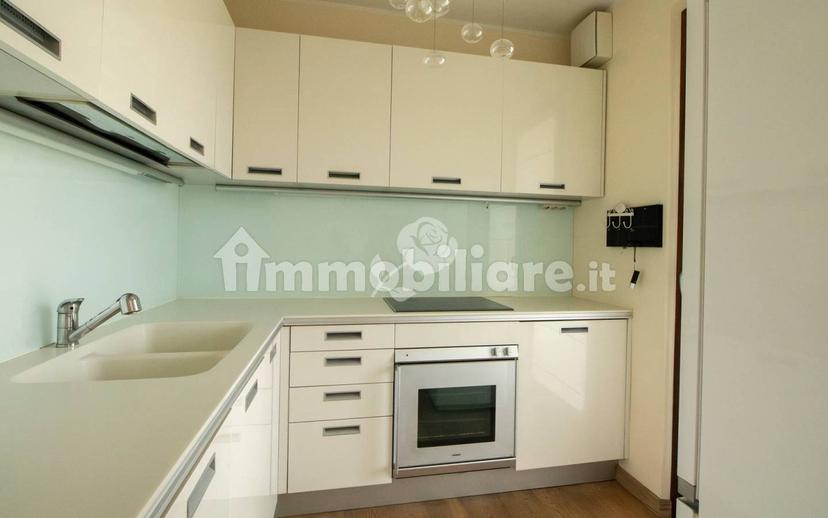 Trilocale via Villalta 32, Volpe - Villalta, Udine