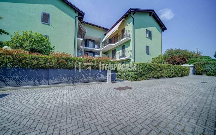 Appartamento via Paoloni, Centro, Castelletto Sopra Ticino — foto 16 di 31