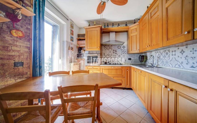 Appartamento via Paoloni, Centro, Castelletto Sopra Ticino — foto 31 di 31