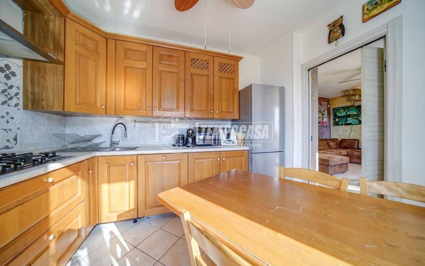 Appartamento via Paoloni, Centro, Castelletto Sopra Ticino — foto 3 di 31