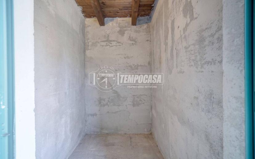 Appartamento via Paoloni, Centro, Castelletto Sopra Ticino — foto 10 di 31