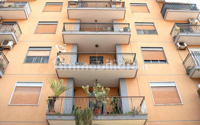 Quadrilocale largo Belvedere 6, Motta Sant'Anastasia — foto 14 di 30
