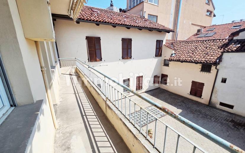 Trilocale via Oddino Barotti, Centro, Fossano — foto 25 di 37