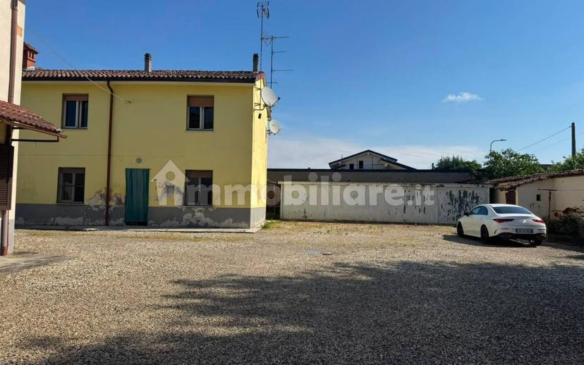 Terratetto plurifamiliare via Giuseppe Garibaldi 4, Centro, Lomello — foto 27 di 32