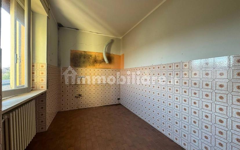 Terratetto plurifamiliare via Giuseppe Garibaldi 4, Centro, Lomello — foto 23 di 32