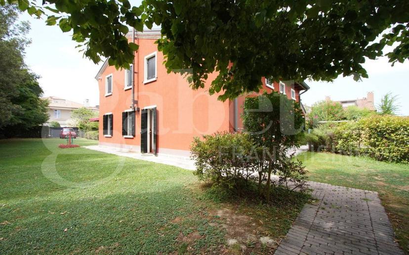 Villa plurifamiliare viale Don Sturzo, ., Carpenedo - Bissuola, Venezia — foto 2 di 30