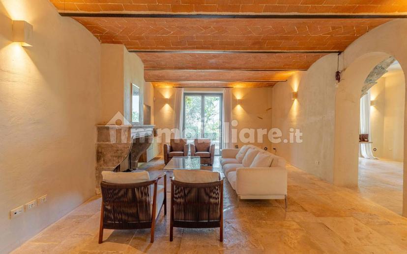 Casale piazza del Popolo, Casale Marittimo — foto 43 di 59