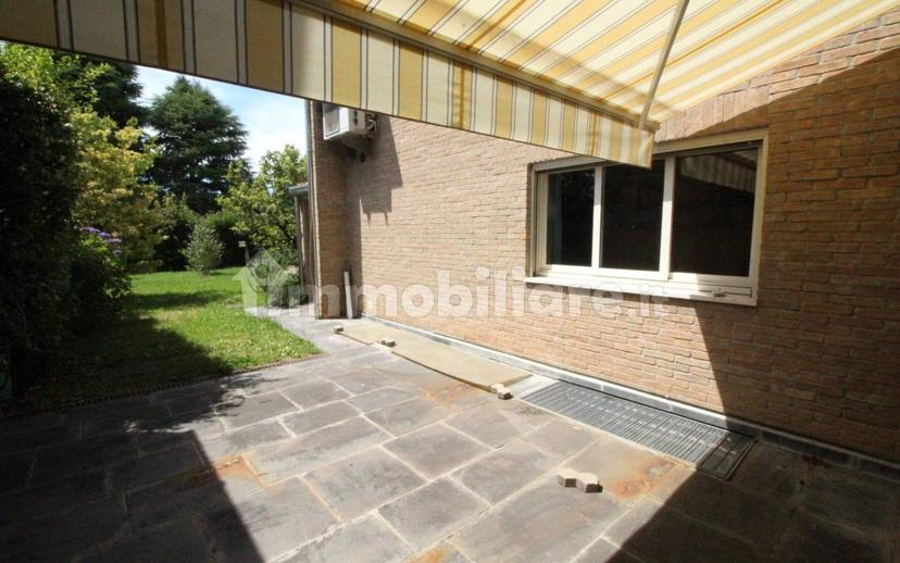Villa a schiera via Ugo Foscolo, Centro, Lomazzo — foto 17 di 46