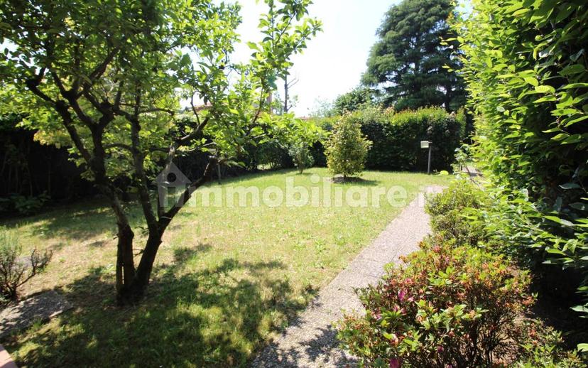 Villa a schiera via Ugo Foscolo, Centro, Lomazzo — foto 22 di 46