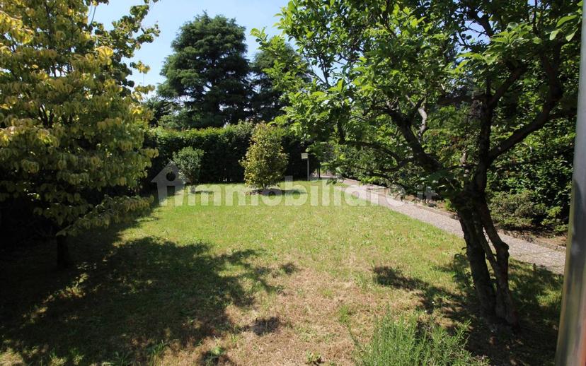 Villa a schiera via Ugo Foscolo, Centro, Lomazzo — foto 24 di 46