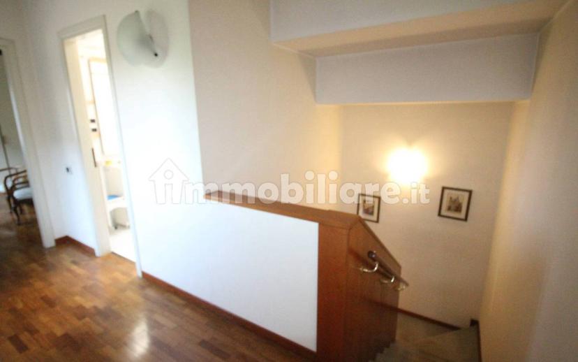 Villa a schiera via Ugo Foscolo, Centro, Lomazzo — foto 15 di 46