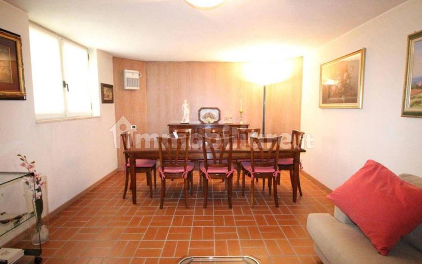 Villa a schiera via Ugo Foscolo, Centro, Lomazzo — foto 25 di 46
