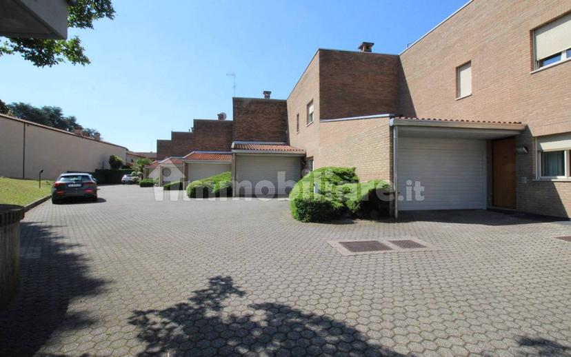 Villa a schiera via Ugo Foscolo, Centro, Lomazzo — foto 32 di 46