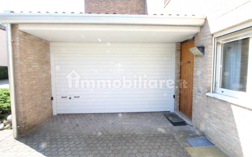 Villa a schiera via Ugo Foscolo, Centro, Lomazzo — foto 10 di 46