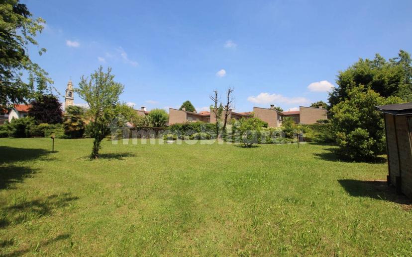 Villa a schiera via Ugo Foscolo, Centro, Lomazzo — foto 18 di 46