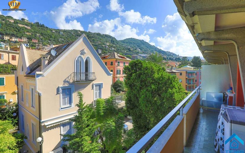 Quadrilocale viale delle Palme 6, Nervi, Genova