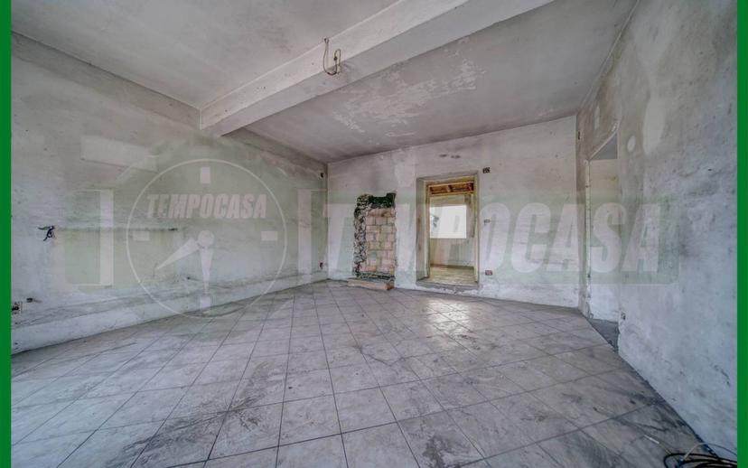 Terratetto plurifamiliare piazza Guglielmo Marconi, Centro, Leggiuno — foto 20 di 33
