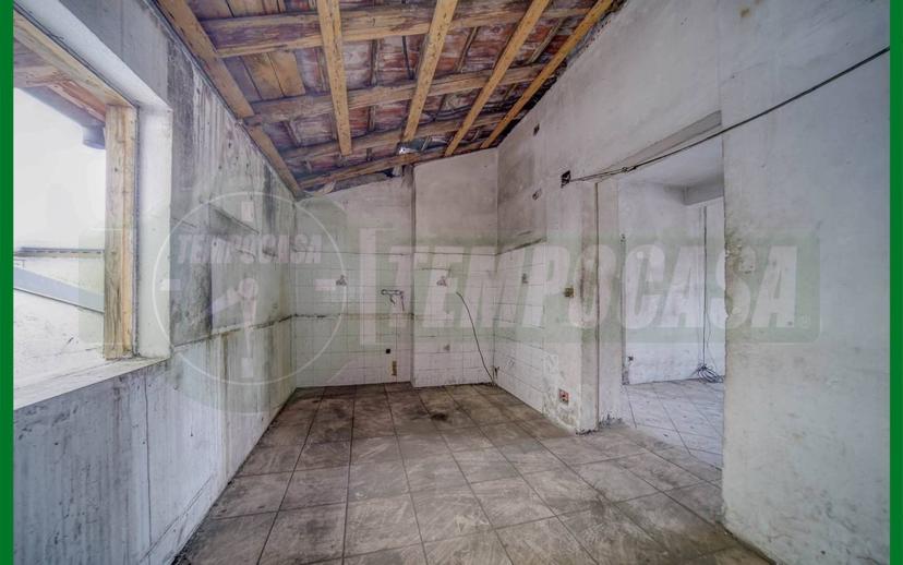 Terratetto plurifamiliare piazza Guglielmo Marconi, Centro, Leggiuno — foto 23 di 33