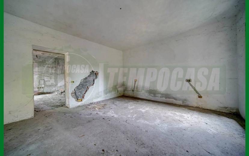 Terratetto plurifamiliare piazza Guglielmo Marconi, Centro, Leggiuno — foto 15 di 33