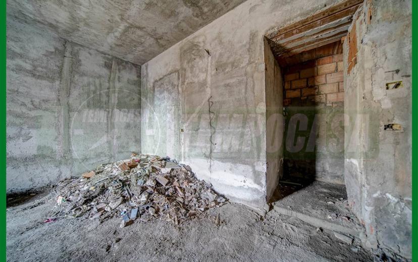 Terratetto plurifamiliare piazza Guglielmo Marconi, Centro, Leggiuno — foto 11 di 33