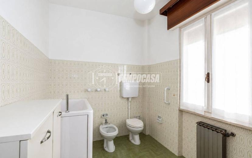 Villa bifamiliare, da ristrutturare, 210 m², Centro, Botticino — foto 44 di 51