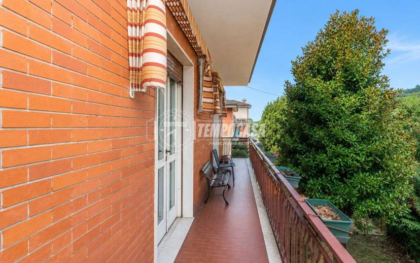Villa bifamiliare, da ristrutturare, 210 m², Centro, Botticino