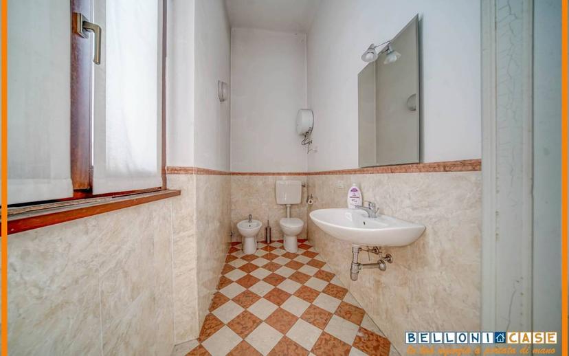 Villa unifamiliare via 25 Aprile, Centro, Jerago con Orago