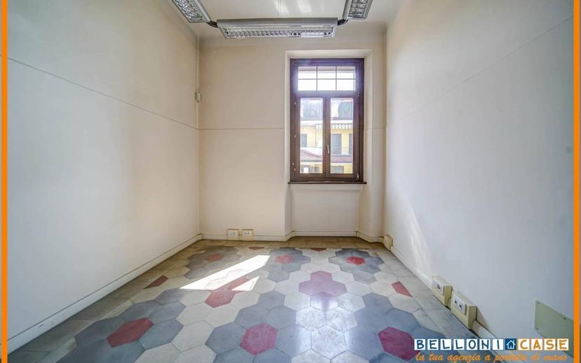 Villa unifamiliare via 25 Aprile, Centro, Jerago con Orago — foto 23 di 50