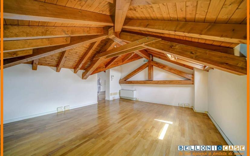 Villa unifamiliare via 25 Aprile, Centro, Jerago con Orago — foto 26 di 50