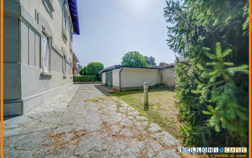 Villa unifamiliare via 25 Aprile, Centro, Jerago con Orago — foto 49 di 50