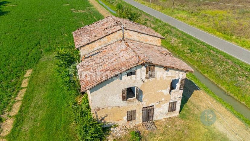 Rustico Stradello Basso 128, Soliera — foto 2 di 51