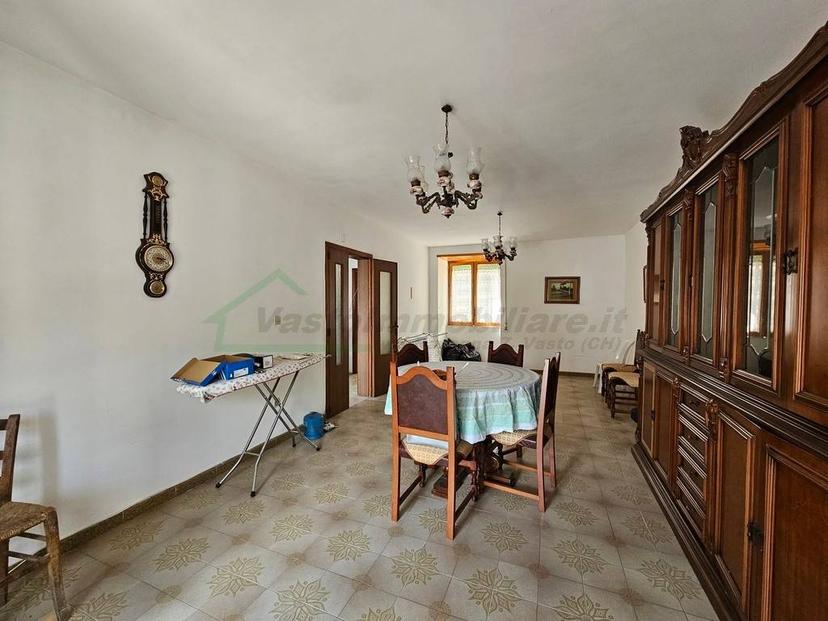 Terratetto unifamiliare piazza largo del Popolo, San Giovanni Lipioni — foto 5 di 15