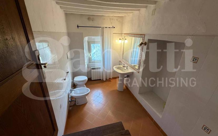 Terratetto unifamiliare 250 m², buono stato, Giuncarico, Gavorrano — foto 33 di 38