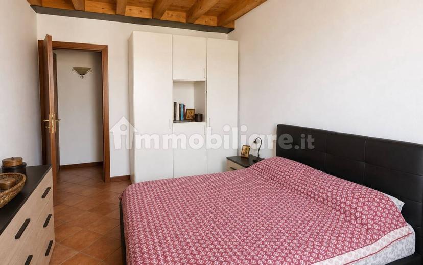 Appartamento via Manbrotta 12, San Martino Buon Albergo — foto 3 di 19