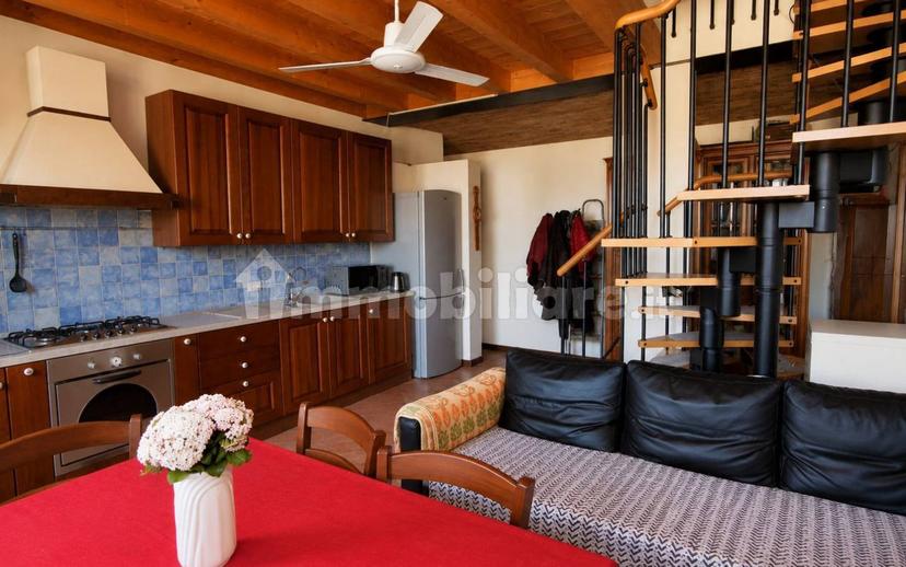 Appartamento via Manbrotta 12, San Martino Buon Albergo — foto 6 di 19