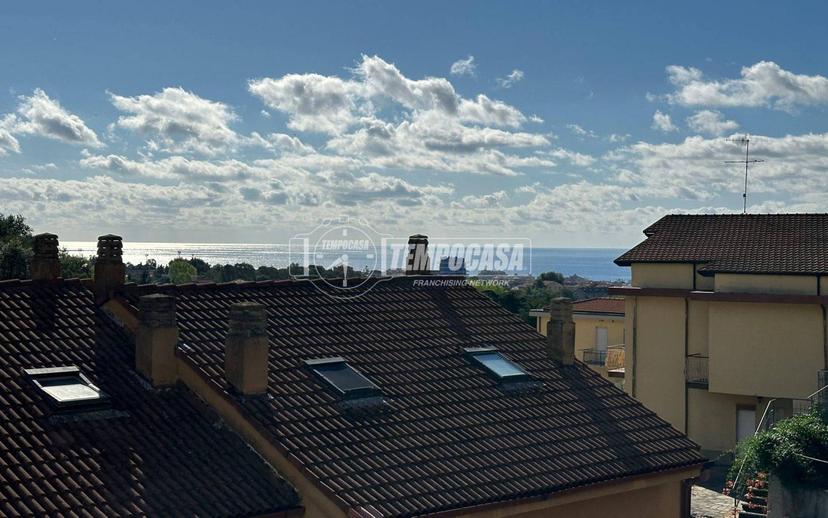 Bilocale via dei Pini 17, Centro, Boissano — foto 5 di 21