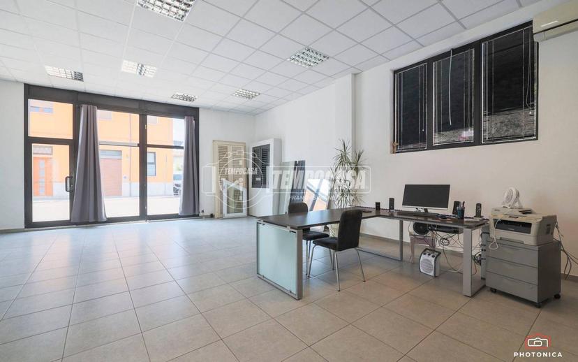 Loft, ottimo stato, piano terra, Foro Boario, Forlì — foto 5 di 24